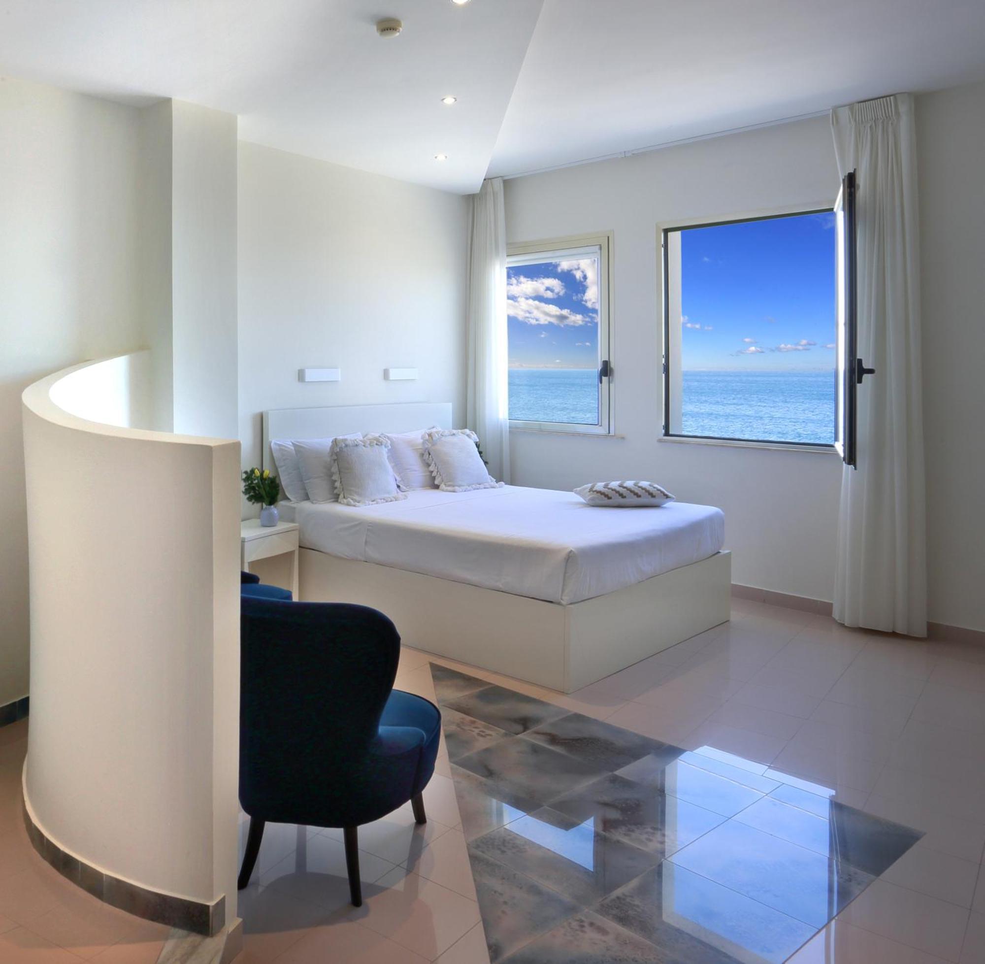 Piccadilly Rooms Restaurant And Beach Santa Maria al Bagno Luaran gambar