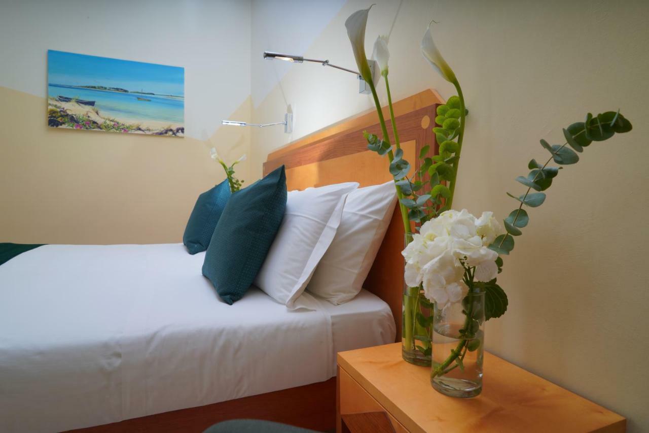 Piccadilly Rooms Restaurant And Beach Santa Maria al Bagno Luaran gambar